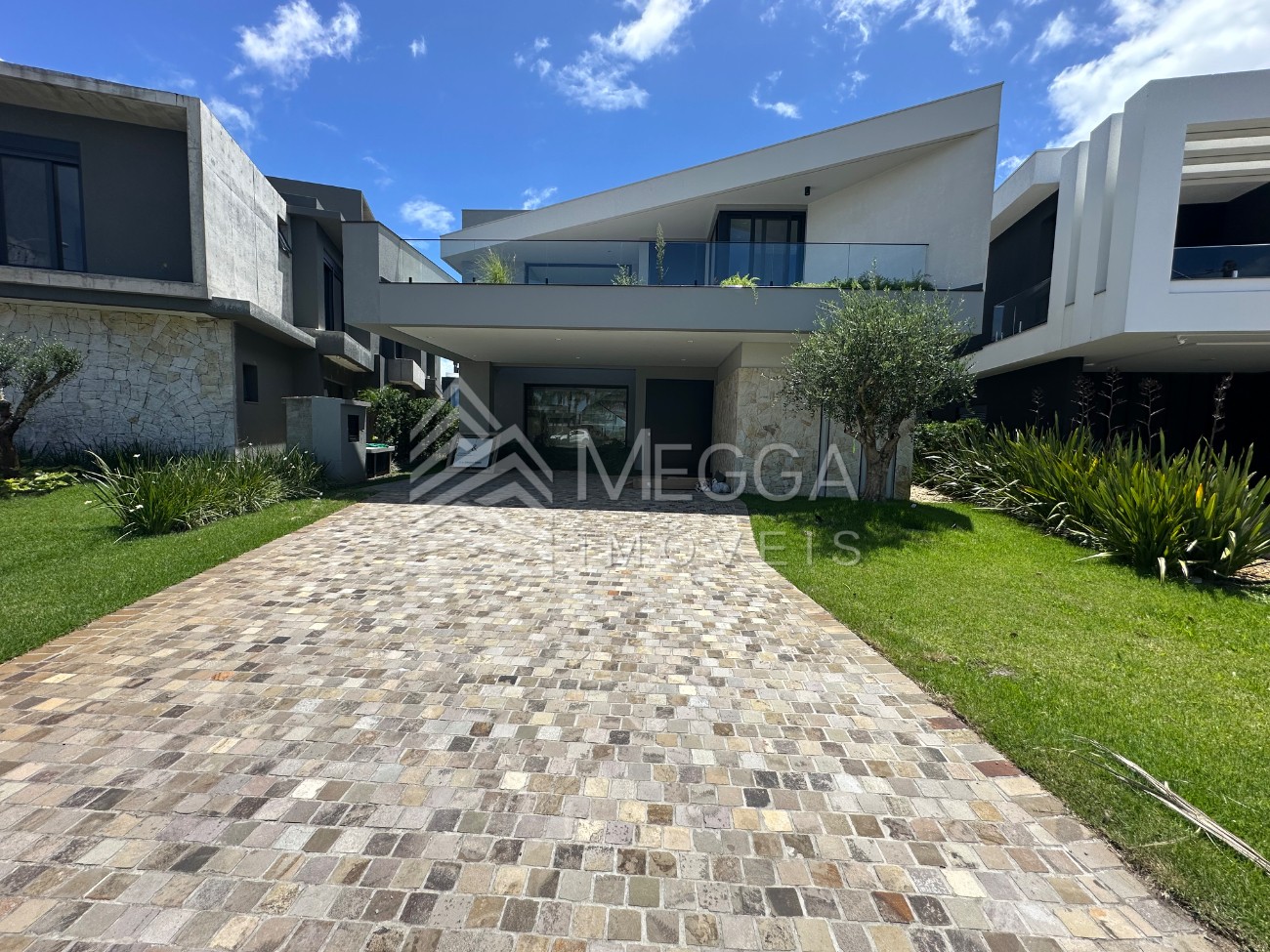 Casa em Condomínio 5 dormitórios para venda, Centro em Xangri-lá | Ref.: 10004