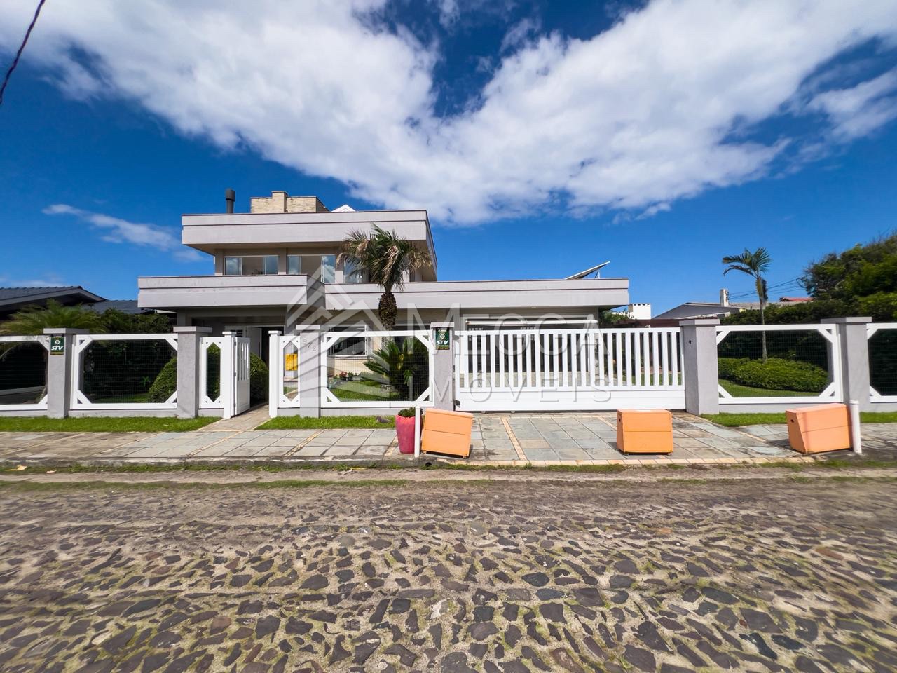 Sobrado 4 dormitórios para venda, Centro em Xangri-lá | Ref.: 10098