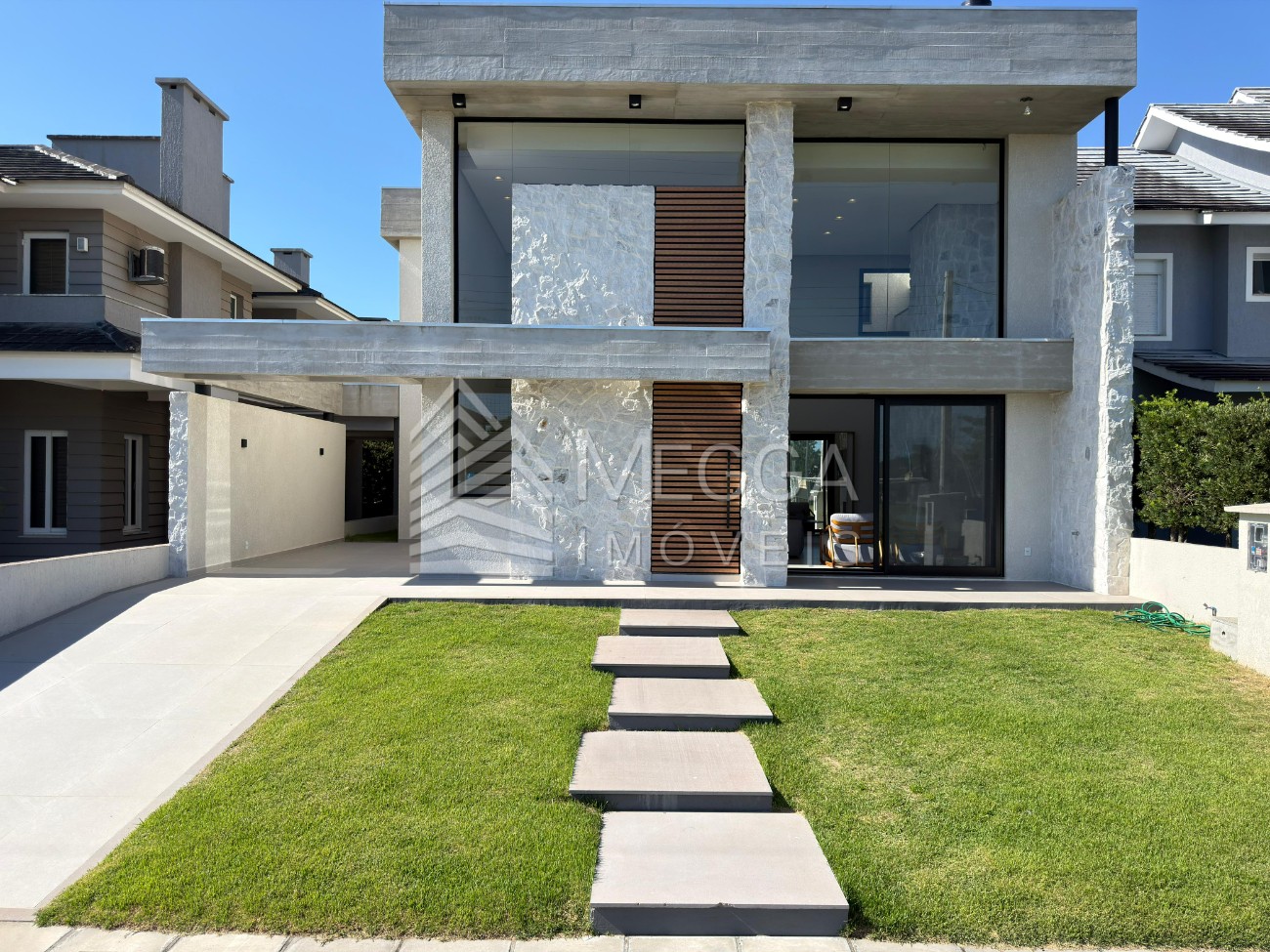 Casa em Condomínio 5 dormitórios para venda, Capão Da Canoa em Capão da Canoa | Ref.: 10156