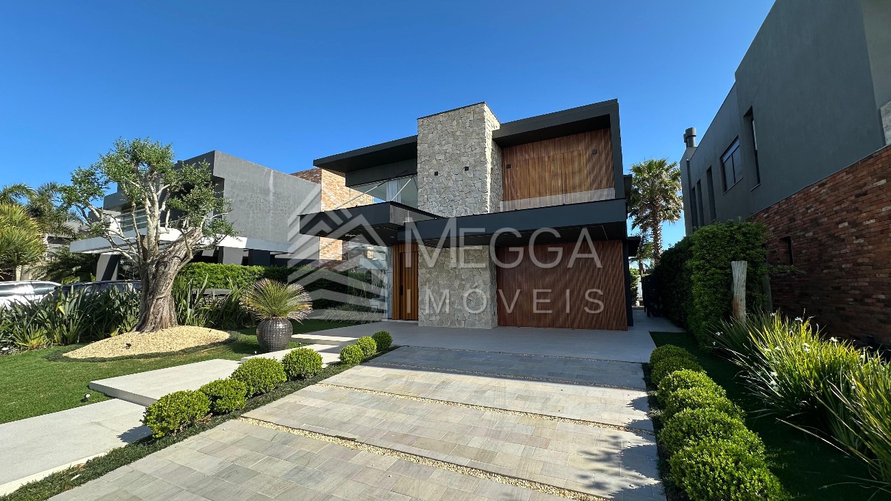 Casa em Condomínio 5 dormitórios para venda, Centro em Xangri-lá | Ref.: 150