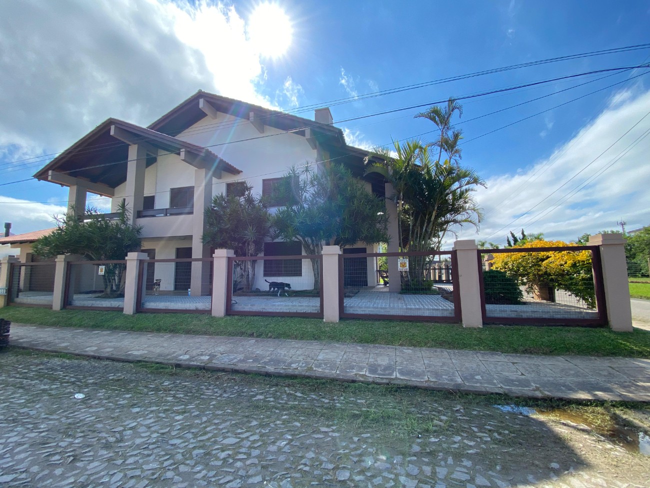 Sobrado 4 dormitórios para venda, Centro em Xangri-lá | Ref.: 1953