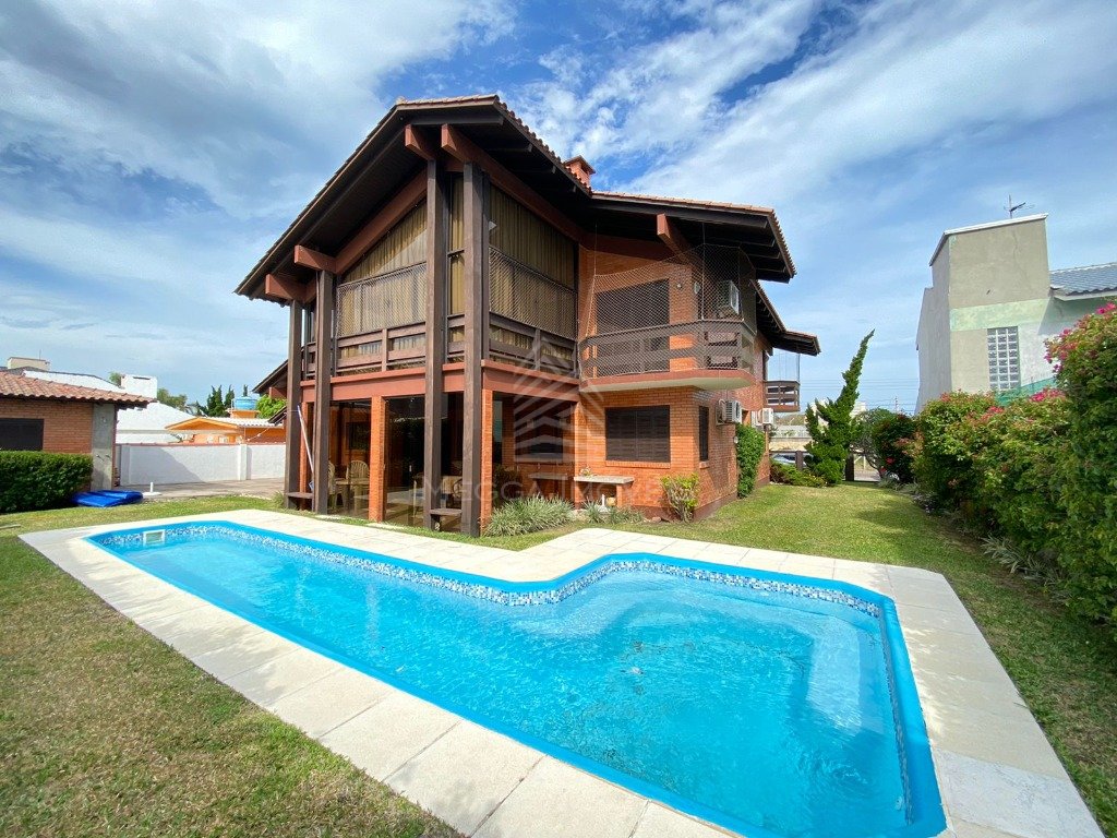 Sobrado 6 dormitórios para venda, Centro em Xangri-lá | Ref.: 5361