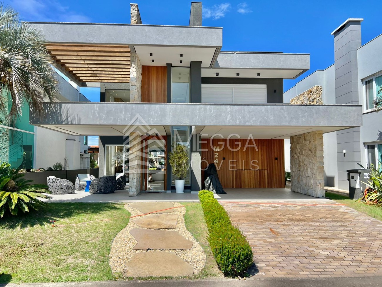 Casa em Condomínio 4 dormitórios para venda, Centro em Xangri-lá | Ref.: 5425