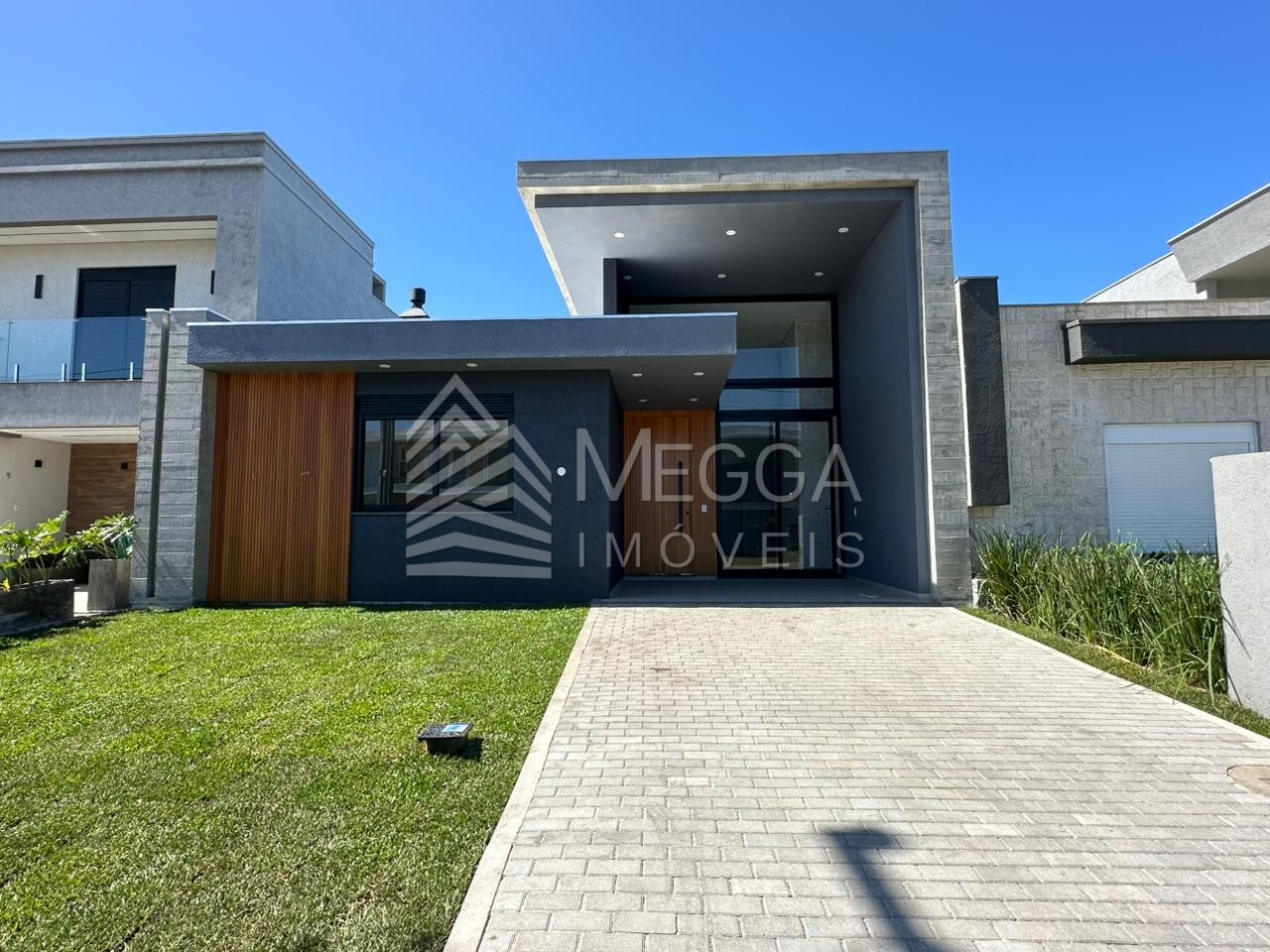 Casa em Condomínio 4 dormitórios para venda, Centro em Xangri-lá | Ref.: 5721