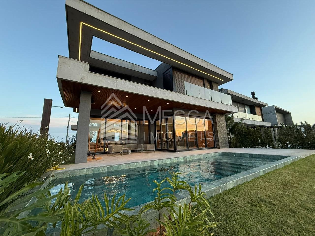 Casa em Condomínio 5 dormitórios para venda, Capão Novo em Capão da Canoa | Ref.: 6795