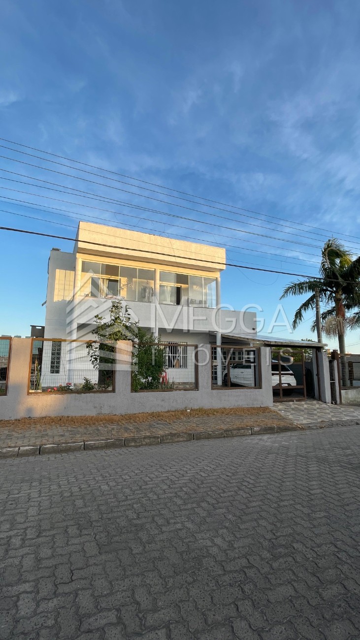 Sobrado 3 dormitórios para venda, Centro em Xangri-lá | Ref.: 7942