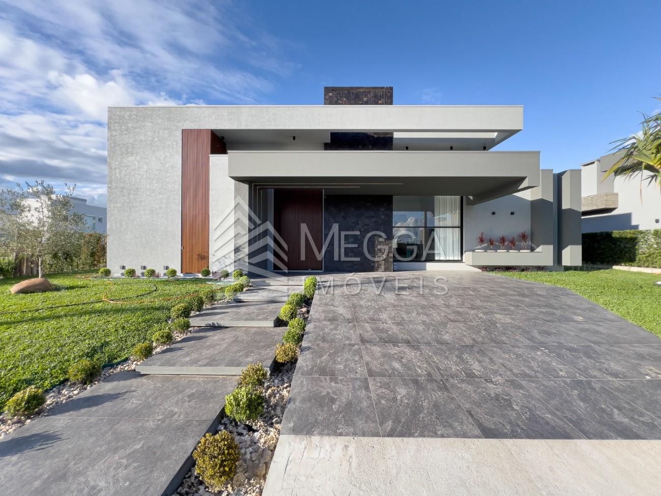 Casa em Condomínio 4 dormitórios para venda, Rainha Do Mar em Xangri-lá | Ref.: 8597