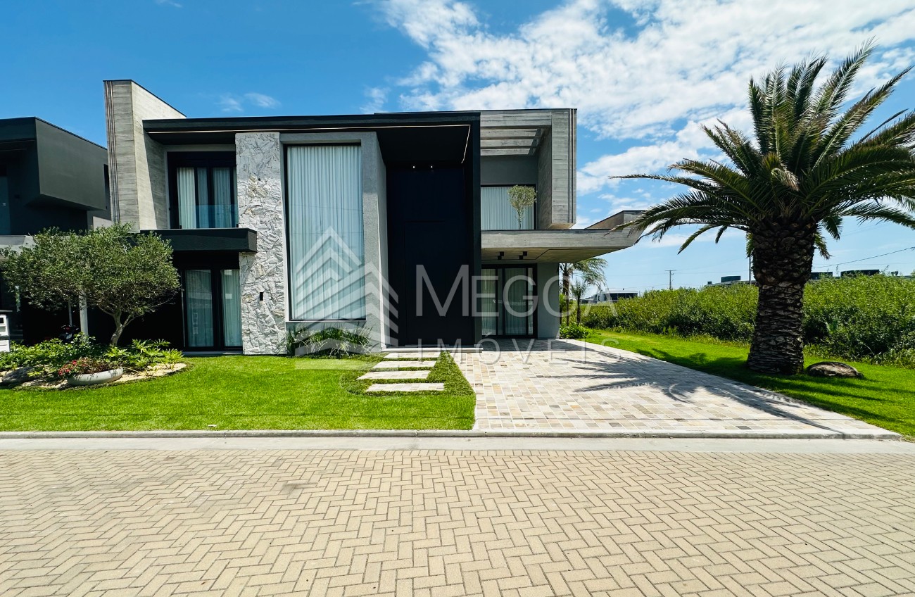 Casa em Condomínio 5 dormitórios para venda, Centro em Xangri-lá | Ref.: 8708