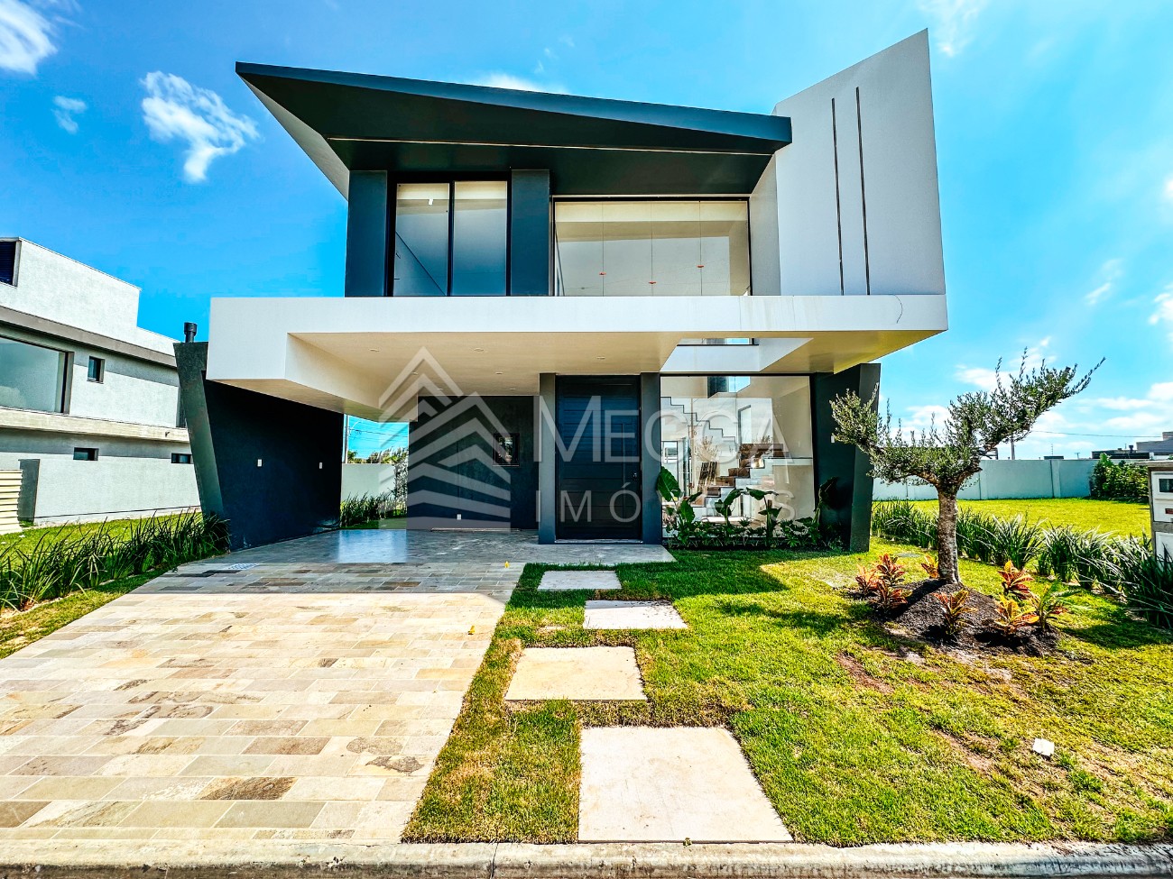 Casa em Condomínio 5 dormitórios para venda, Centro em Xangri-lá | Ref.: 9417