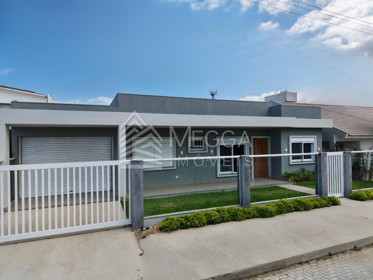 Casa 6 dormitórios para venda, Centro em Xangri-lá | Ref.: 9766