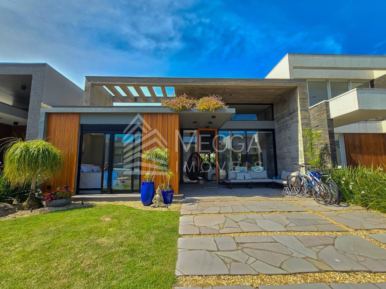 Casa em Condomínio 4 dormitórios para venda, Centro em Xangri-lá | Ref.: 9929