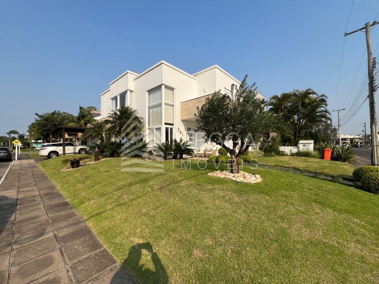 Casa em Condomínio 4 dormitórios para temporada, Capão Da Canoa em Capão da Canoa | Ref.: 9935